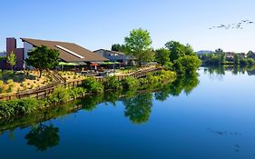 Red Lion Spokane River Inn